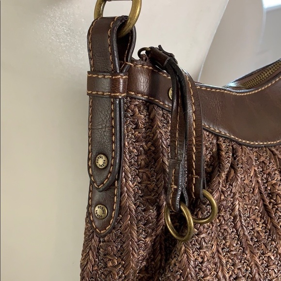 Fossil Straw Shoulder Bag - Picture 3 of 8